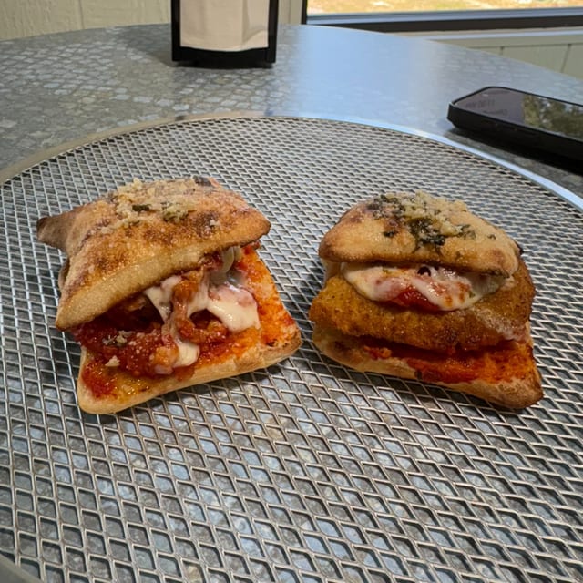 Mozzarella Slider.